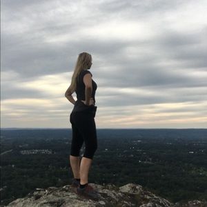 Meet your Posher, Abby